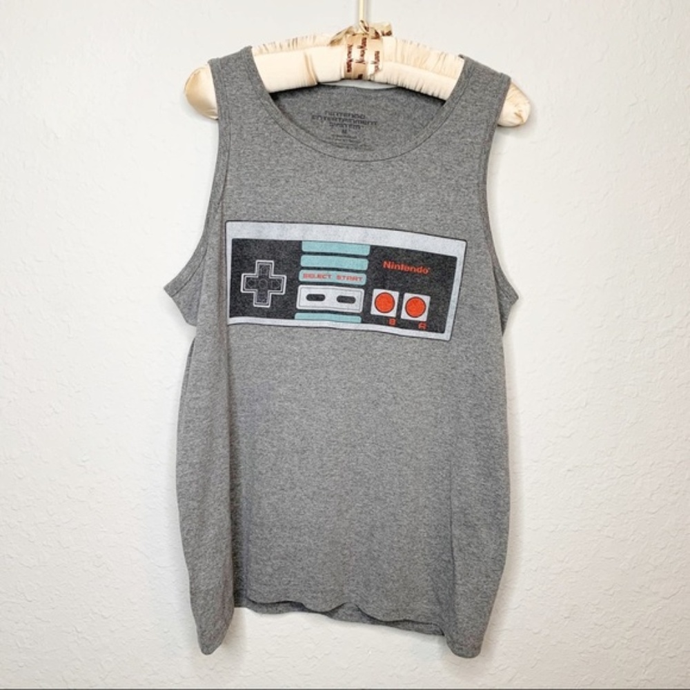Nintendo Graphic Tank-top Size M